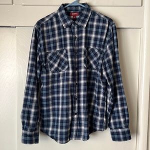 Arizona Jean Co men’s button-down flannel, size medium